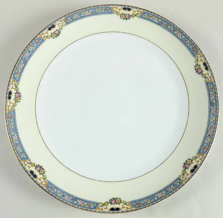 Queen Louise 12" Chop Plate (Round Platter)