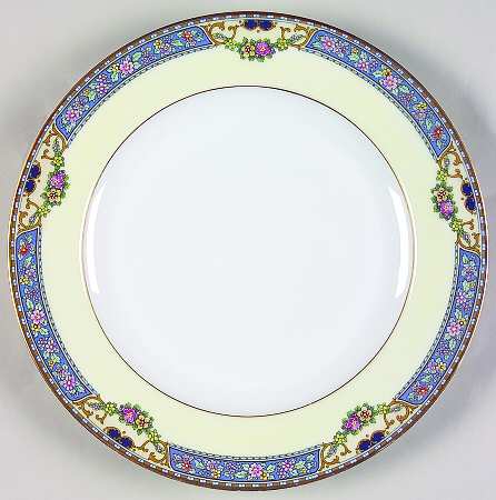 Queen Louise Luncheon Plate