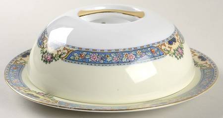 Queen Louise Muffin Dish & Lid