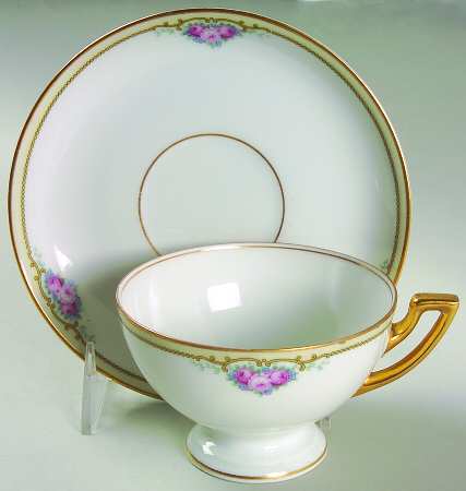 Roseland Oversized Cup & Saucer Set