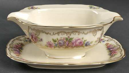 Rosedale Gravy Boat with Attached Underplate