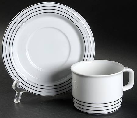 Step Flat Cup & Saucer Set