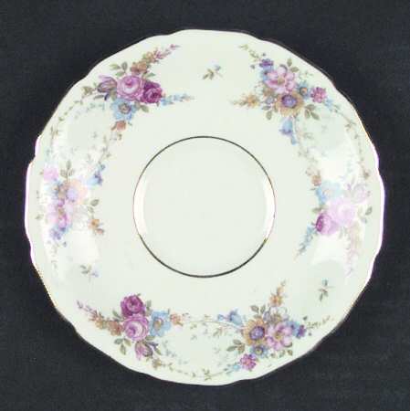 4755 (Scallop) Saucer