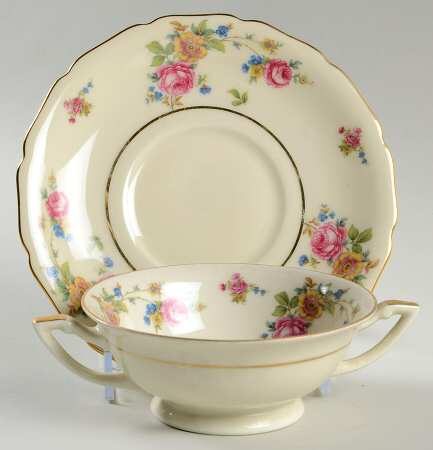 THO31 Footed Cream Soup Bowl & Saucer Set
