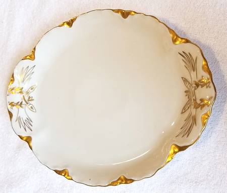 THO33 11" Oval Serving Platter