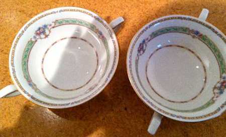 THO71 Footed Cream Soup Bowl
