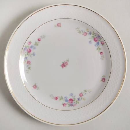 Versailles (White Background) Salad Plate