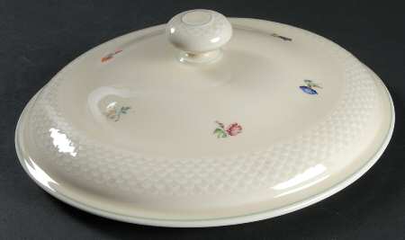 Versailles (Cream Background) Lid for Round Vegetable by Thomas