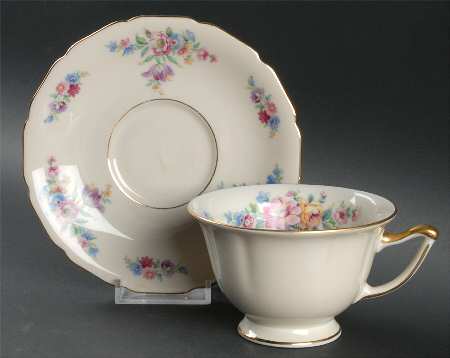 The Wentworth Footed Cup & Saucer Set