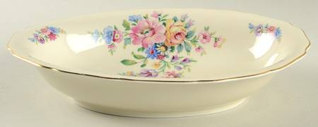 The Wentworth 9" Oval Vegetable Bowl