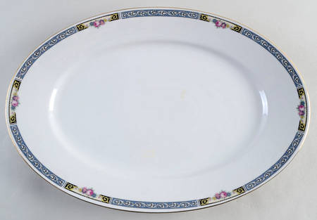 Windsor 16" Oval Serving Platter