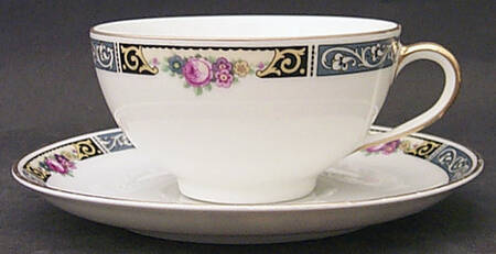 Windsor Flat Cup & Saucer Set