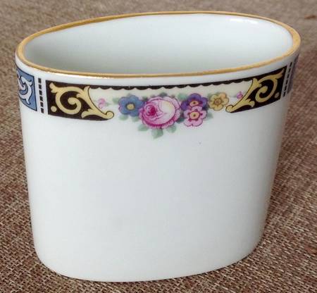 Windsor Toothpick Holder