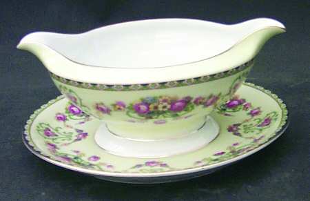 Winthrop Gravy Boat with Attached Underplate