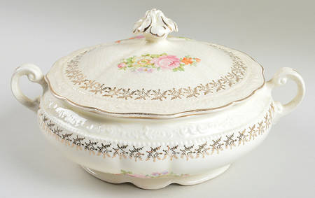 1599 Round Covered Vegetable
