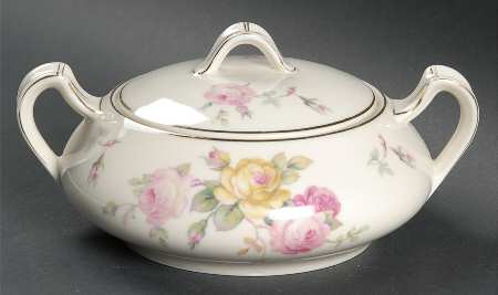 18610 Sugar Bowl & Lid