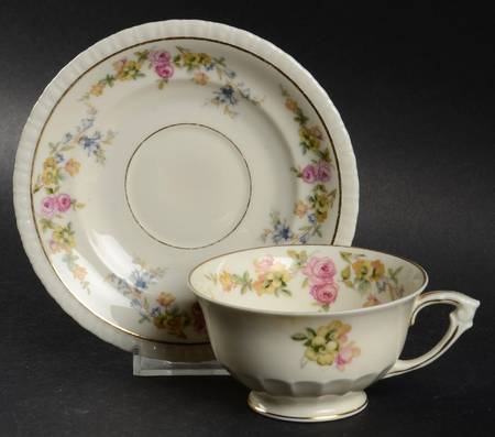 Antoinette Footed Cup & Saucer Set