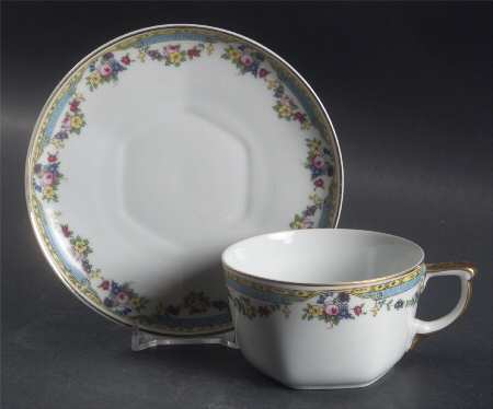 Cairo Flat Cup & Saucer Set