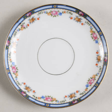 Carlton Saucer for Flat Cup