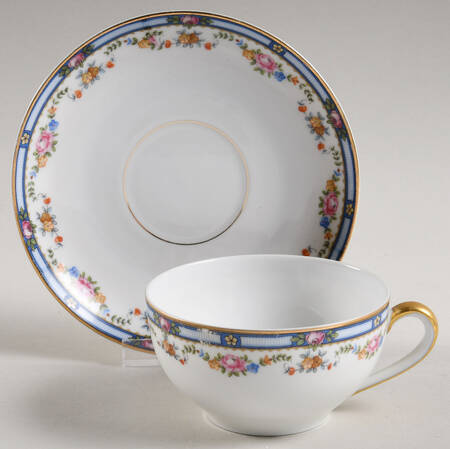 Carlton Flat Cup & Saucer Set by Thun