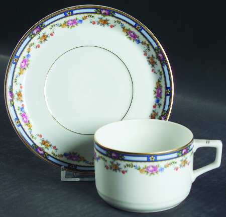 Carlton Flat Cup & Saucer Set