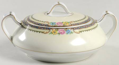 Delaware-Derby Sugar Bowl & Lid