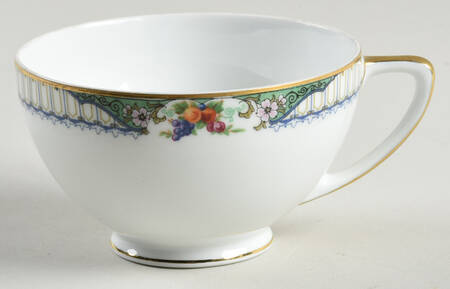 De Luxe Footed Cup