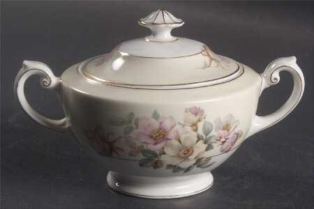 Dorothy Sugar Bowl & Lid