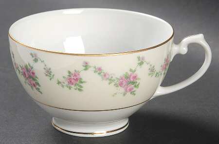 Garland Rose Footed Cup