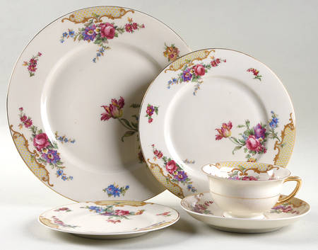 Marilyn 5 Piece Place Setting