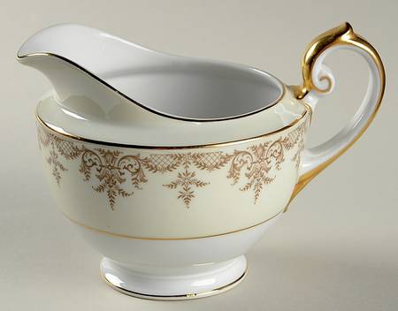 The Marquis Creamer