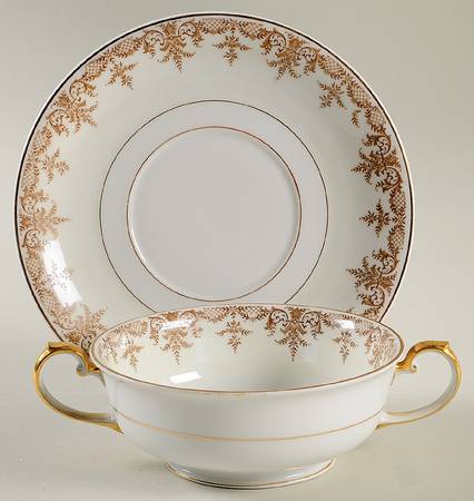 The Marquis Footed Cream Soup Bowl & Saucer Set by Thun