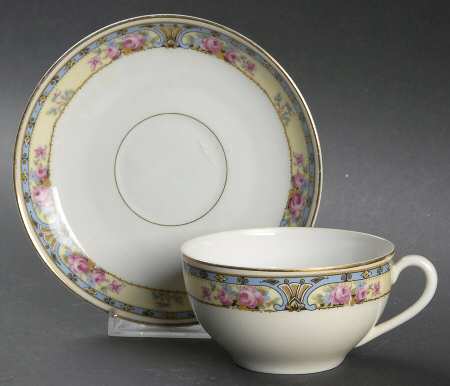 Mentone Flat Cup & Saucer Set