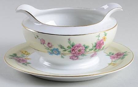 Sanlo Gravy Boat with Attached Underplate