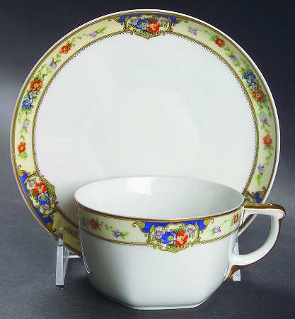 Savoy Flat Cup & Saucer Set
