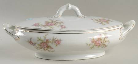 THU106 Oval Covered Vegetable