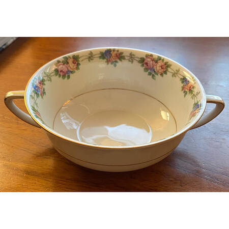 THU27 Footed Cream Soup Bowl