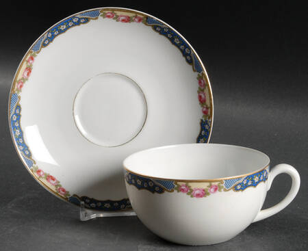 THU3 Flat Cup & Saucer Set