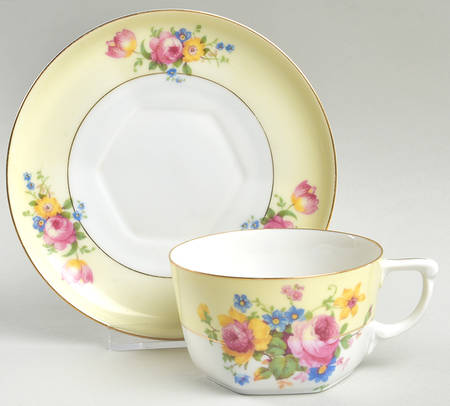 THU30 Flat Cup & Saucer Set