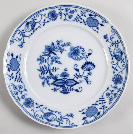 THU33 Dinner Plate