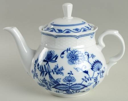 THU33 Teapot & Lid