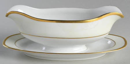 THU78 Gravy Boat with Attached Underplate