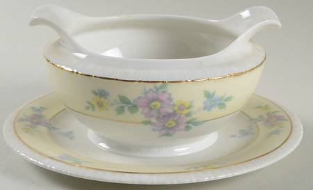 THU80 Gravy Boat with Attached Underplate