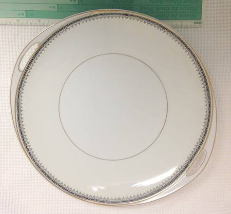 Virginia (Geometric Band) Handled Cake Plate