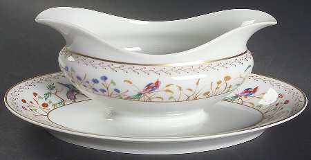 Audubon Gravy Boat with Attached Underplate