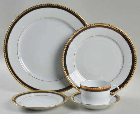 Black Band 5 Piece Place Setting