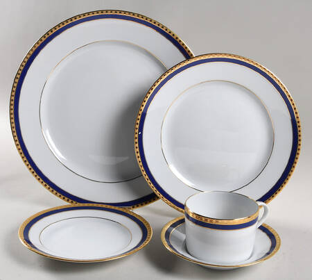 Blue Band 5 Piece Place Setting