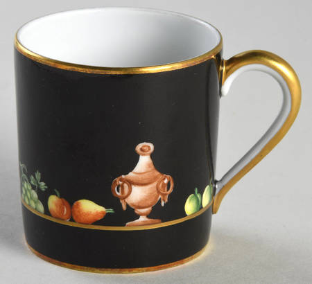 Black Shoulder Flat Demitasse Cup