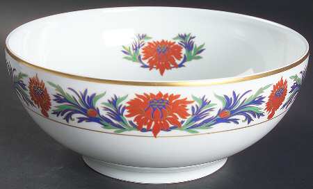Chrysanthemum 9" Round Vegetable Bowl
