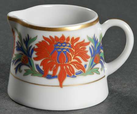 Chrysanthemum Individual Creamer
